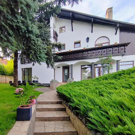 Heviz,Dr Strecker Villa Apartment