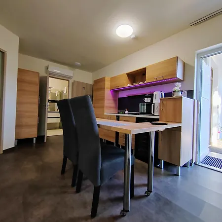 Heviz,Dr Strecker Villa Apartment